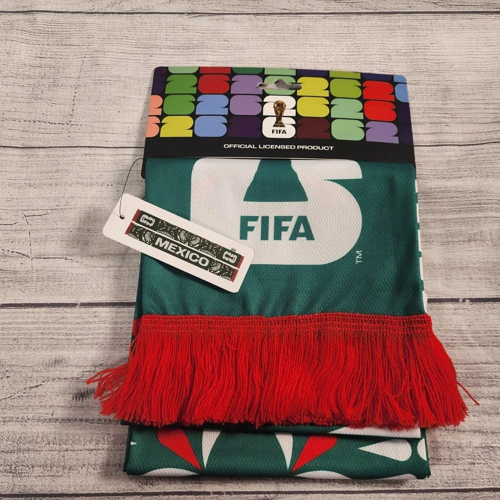 FIFA World Cup 2026 Mexico Soccer Scarf Green Red White Official SCF26MEXGR33
